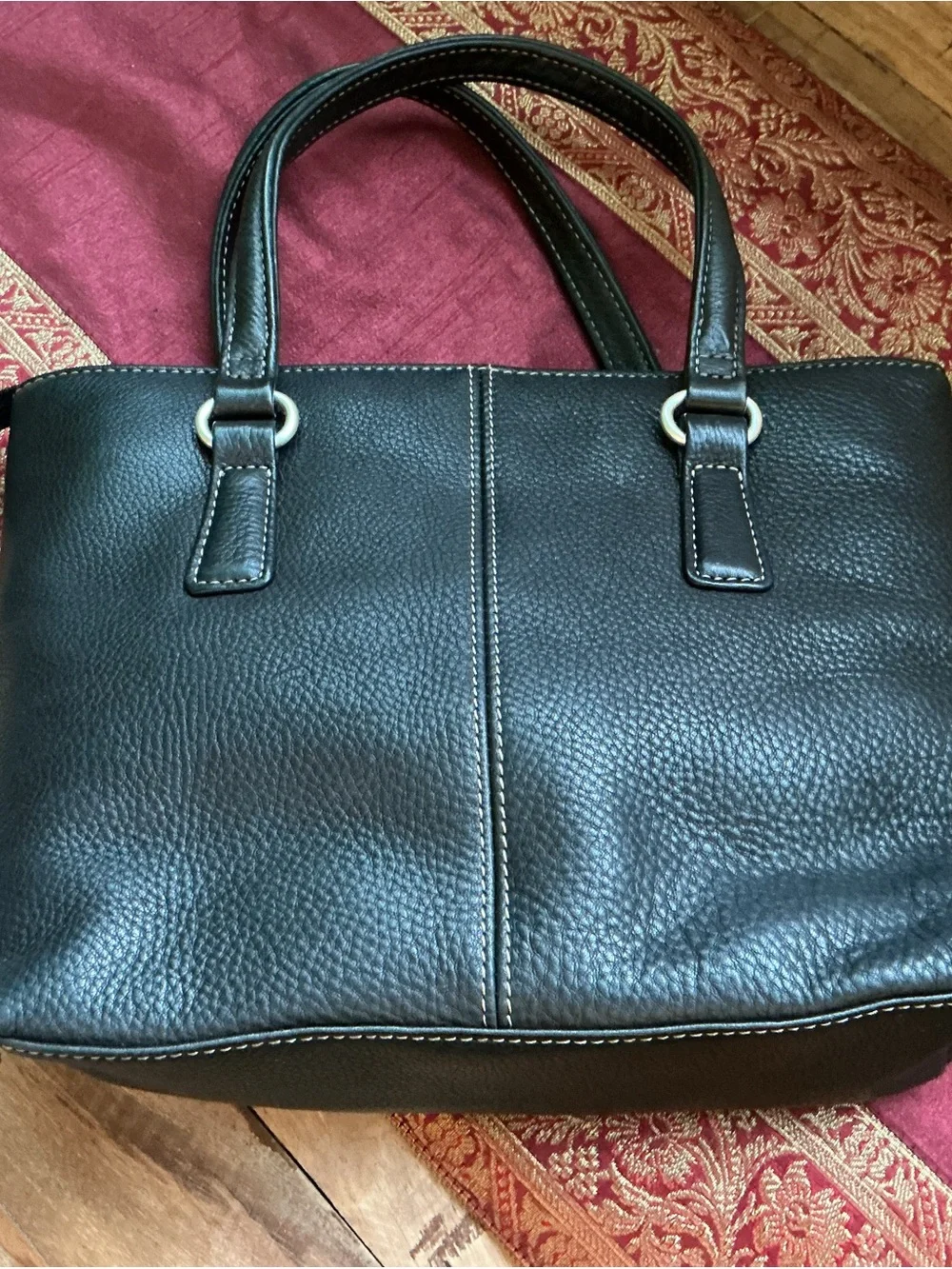 Vintage Fossil 75082 Black Pebbled Leather Handbag W Key Charm EUC